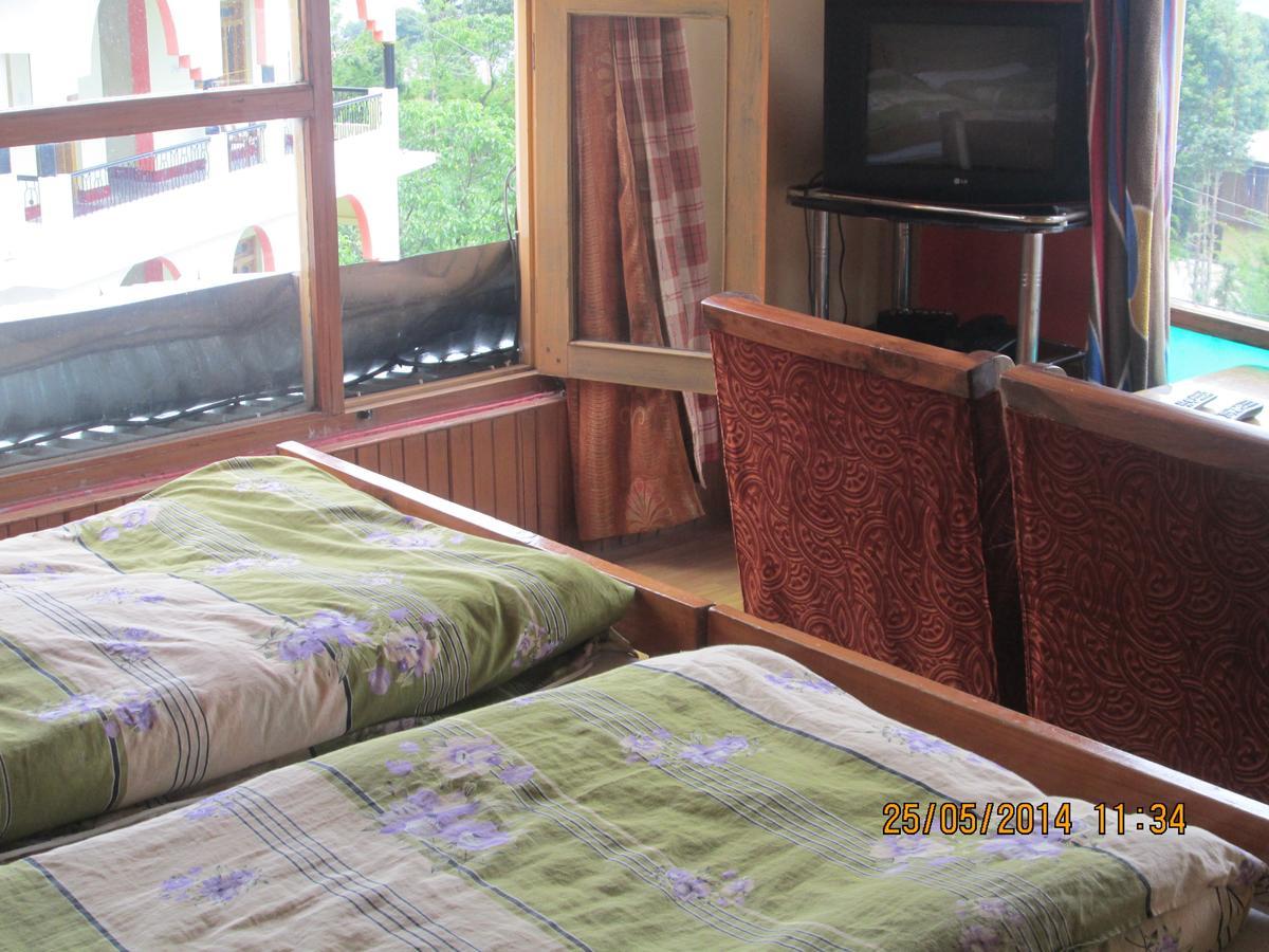 Pandey Lodge Buin Chambre photo