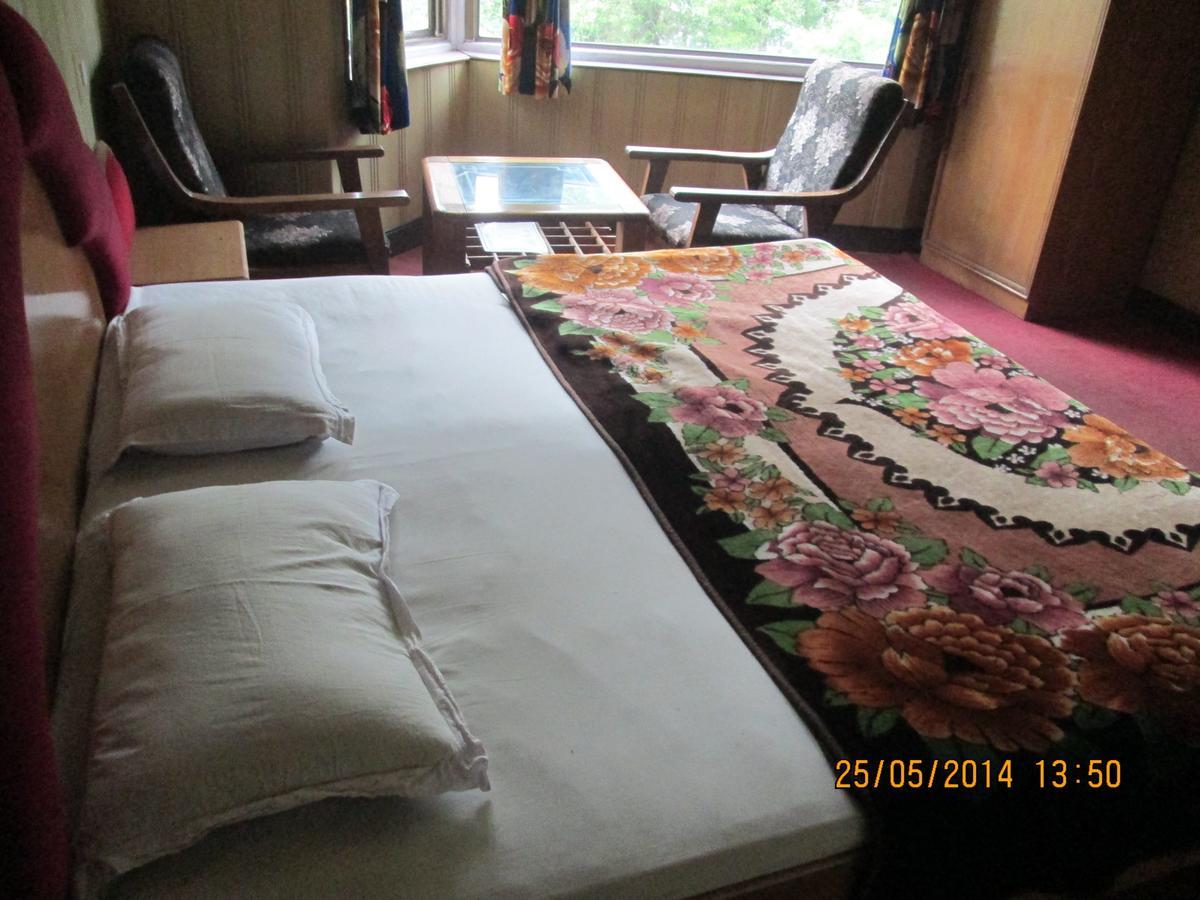 Pandey Lodge Buin Chambre photo