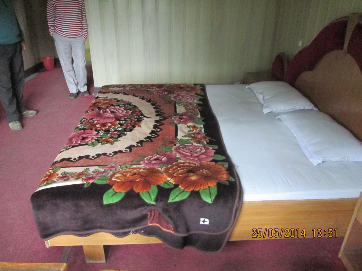 Pandey Lodge Buin Chambre photo
